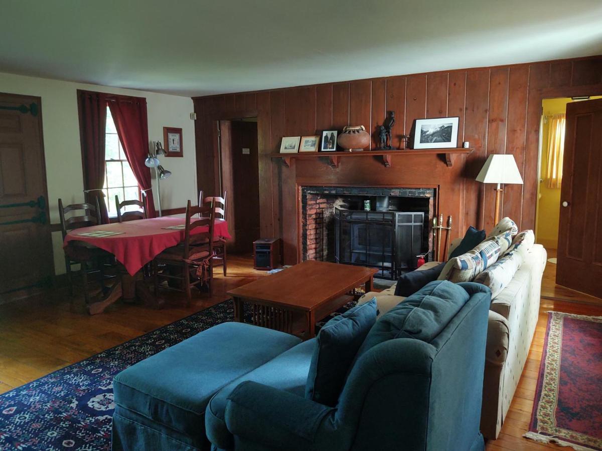 1805 House Bed & Breakfast Hollowville Eksteriør bilde